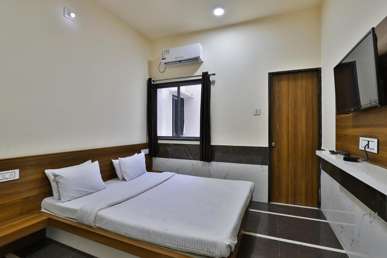 Spot On 37366 Hotel Mahalaxmi Dwārka Dış mekan fotoğraf